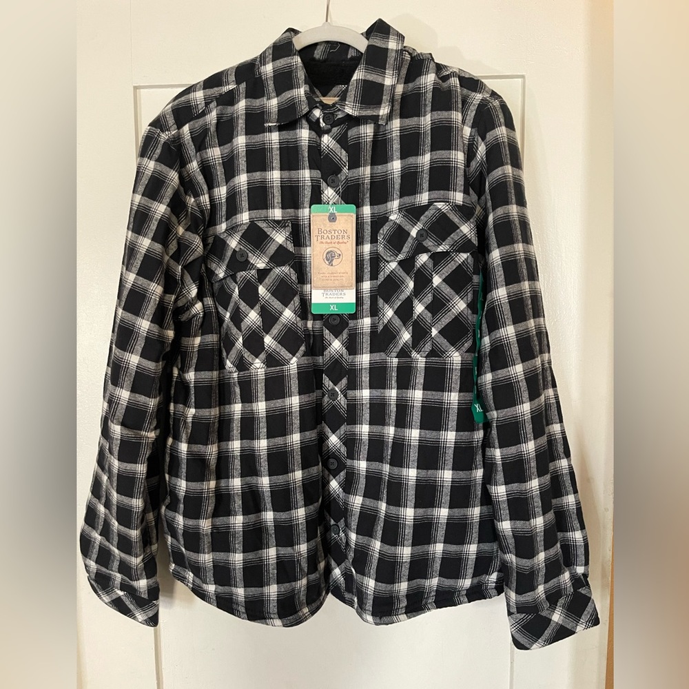 NWT Boston Traders Fleece Lined Flannel Men’s XL Black and White Plaid Shirt